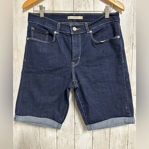 Levi's Dark Wash Classic Bermuda Shorts Size 30